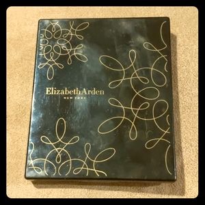 Elizabeth Arden Eyeshadow + Blush Compact Neutrals